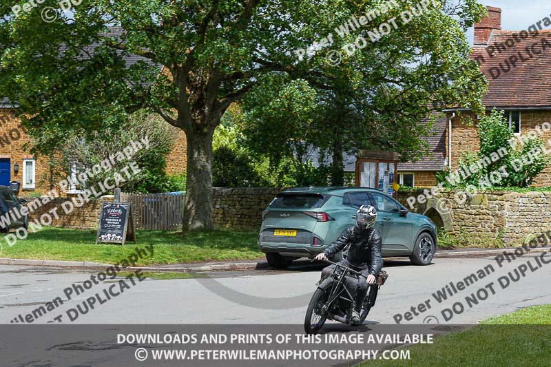 Vintage motorcycle club;eventdigitalimages;no limits trackdays;peter wileman photography;vintage motocycles;vmcc banbury run photographs